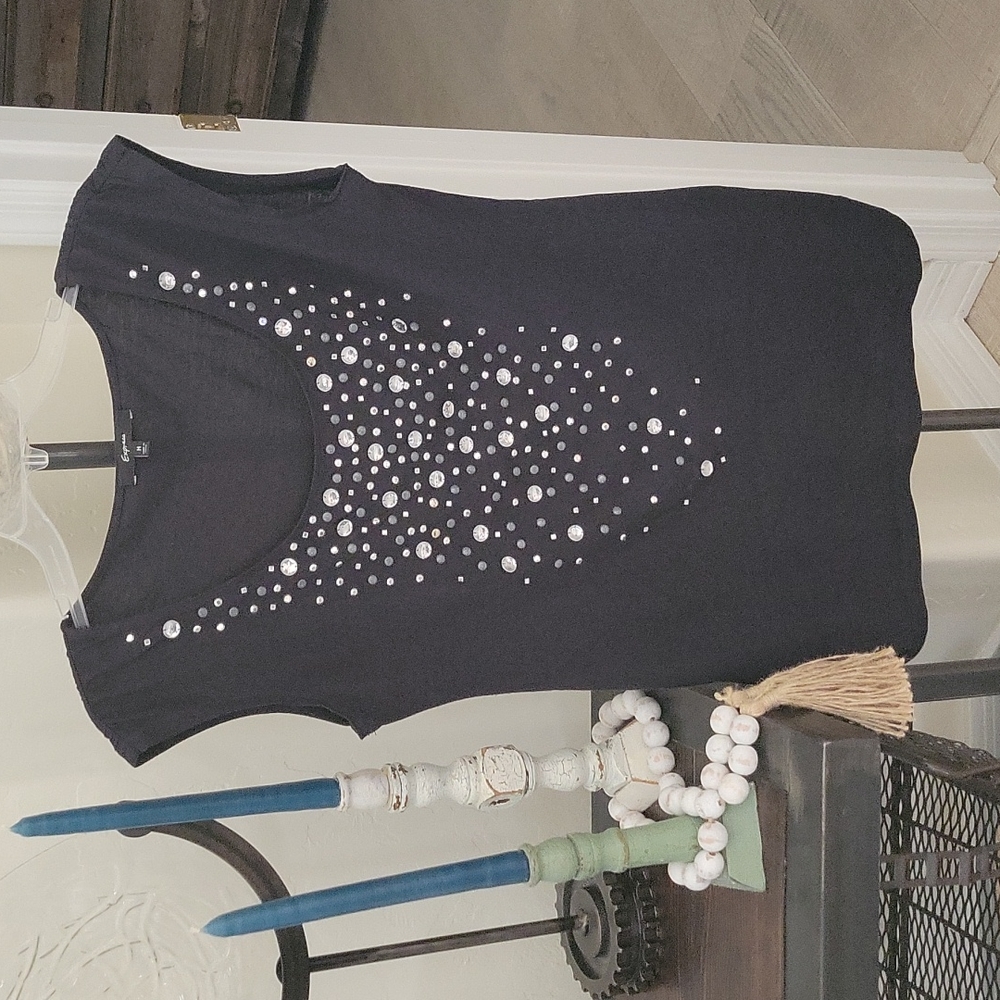 Express sparkle embellished Medium, side scrunched top. Cap sleeves, black